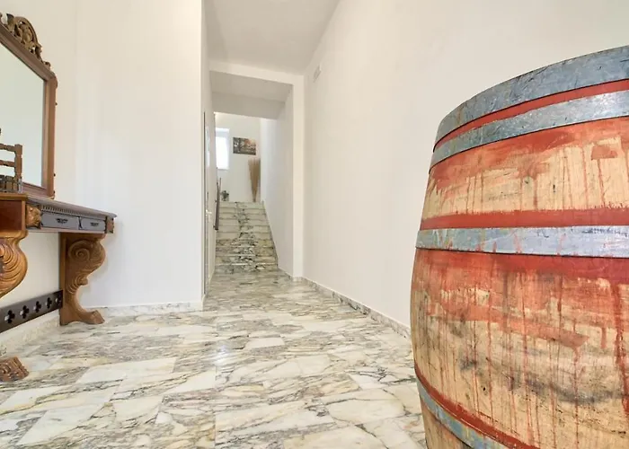 La Casa Del Vino - 3* Tollo